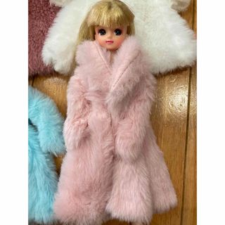 リカチャン(リカちゃん)の新品未使用 リカちゃん人形 ファーコート（ピンク） (ぬいぐるみ/人形)