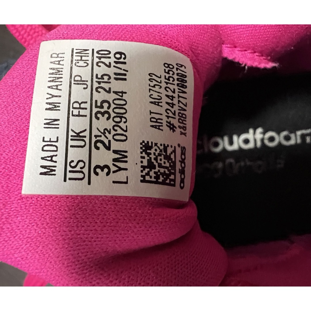 adidas(アディダス)のadidasスニーカー21cm キッズ/ベビー/マタニティのキッズ靴/シューズ(15cm~)(スニーカー)の商品写真