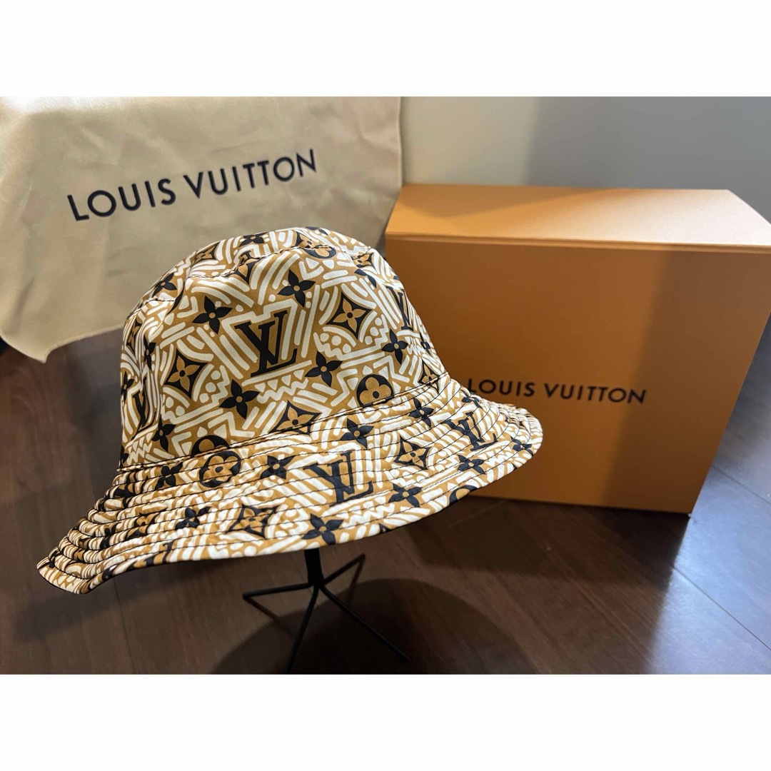 LOUIS VUITTON(ルイヴィトン)のLOUISVITTON︎ ✿ 21SSリバーシブルバケットハット レディースの帽子(ハット)の商品写真