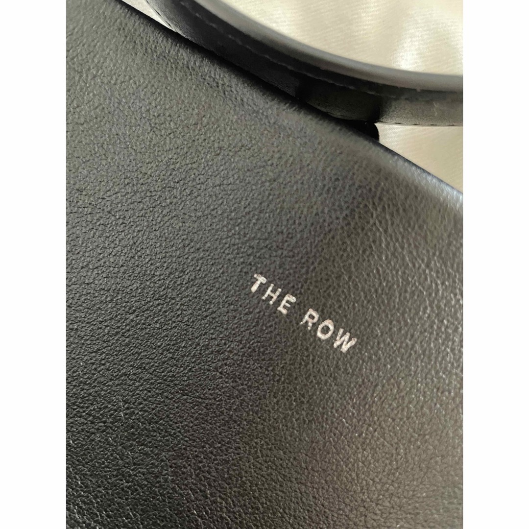 THE ROW(ザロウ)の未使用　therow ザロウ　パークトート　ラージ レディースのバッグ(トートバッグ)の商品写真