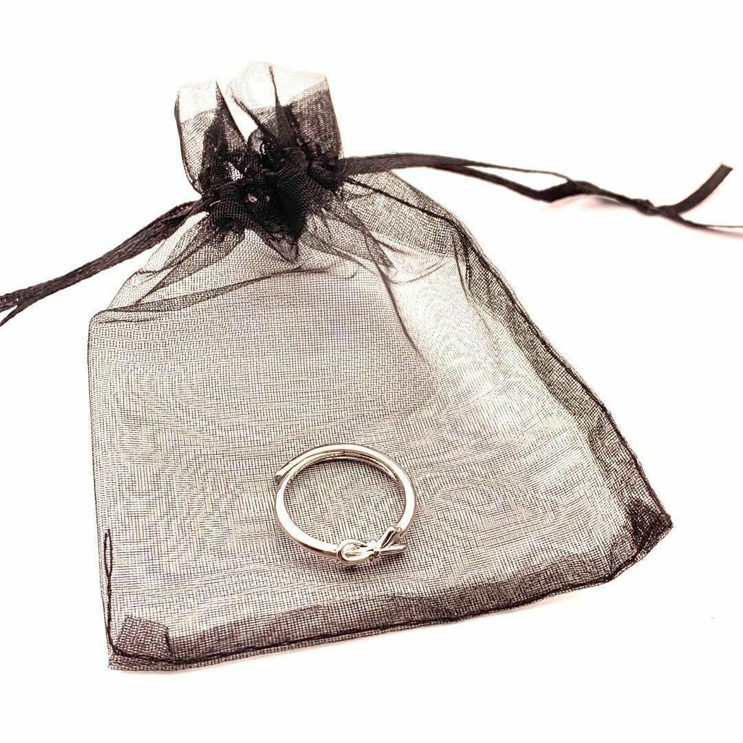 シルバー リング 925 フリーサイズ  リボンモチーフ レディースのアクセサリー(リング(指輪))の商品写真