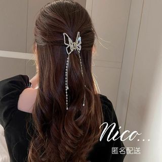 【新作】ビジューバタフライ　ヘアクリップ　ゴールド　キラキラ　パール　蝶々　大人(バレッタ/ヘアクリップ)