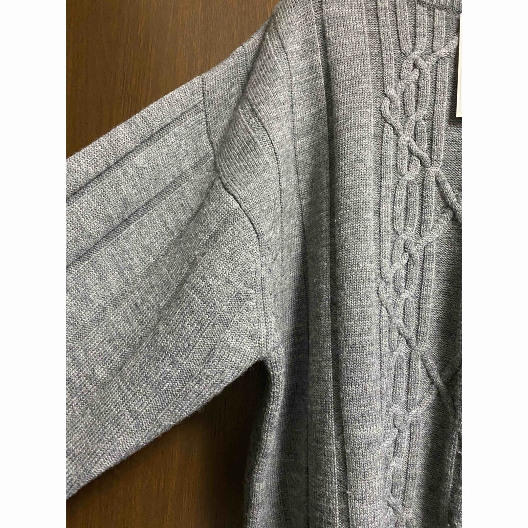 タグ付き・未使用】YVES SAINT LAURENT グレー セーター タグ付き・未使用】YVES SAINT LAURENT グレー セーター