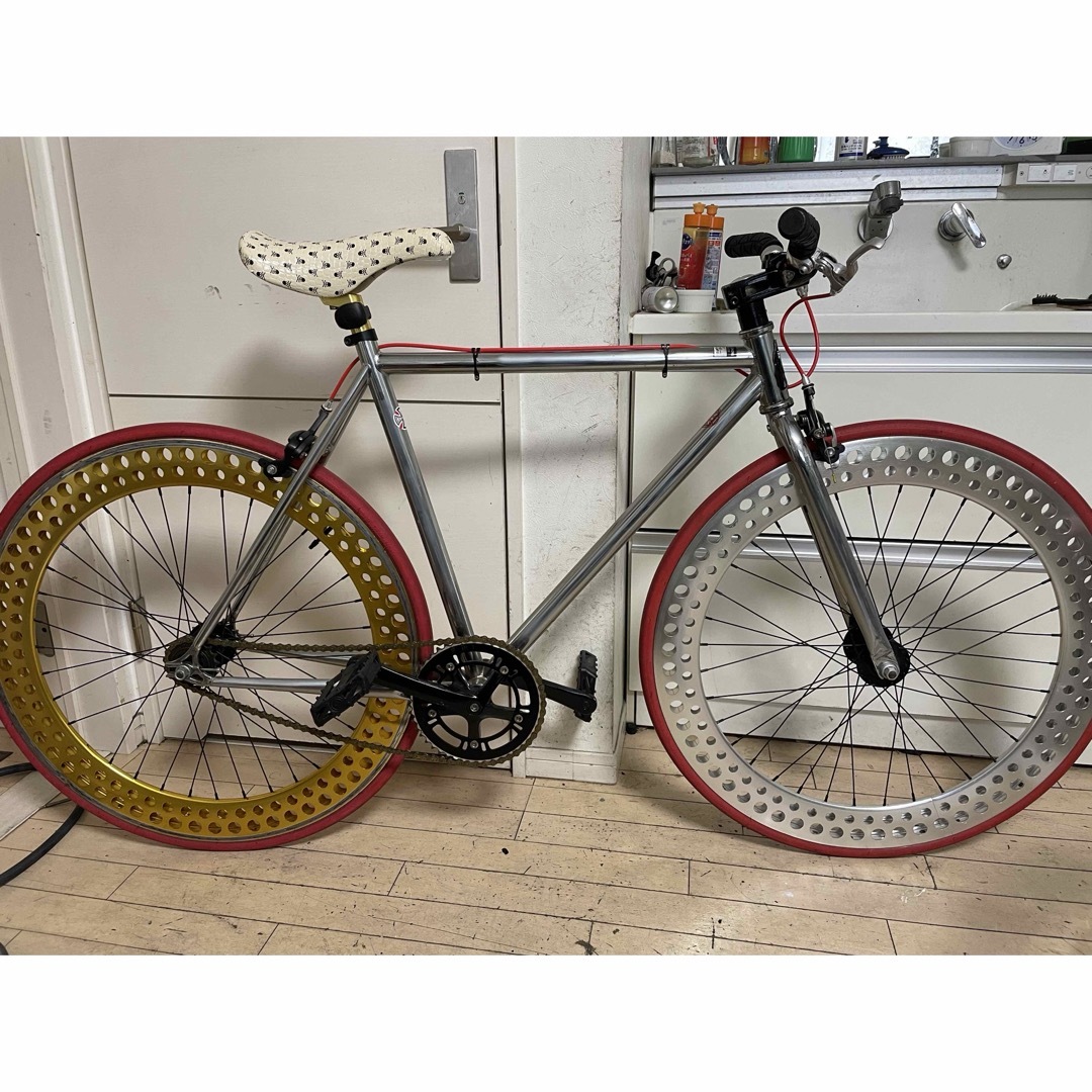 independent ピストバイク　700-23c single speed  スポーツ/アウトドアの自転車(自転車本体)の商品写真