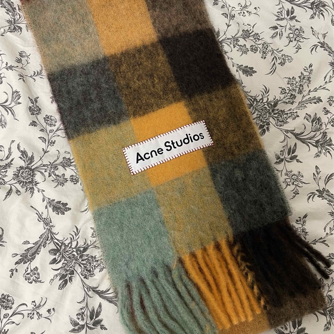 Acne Studios(アクネストゥディオズ)のAcne Studios アクネストゥディオズ マフラー レディースのファッション小物(マフラー/ショール)の商品写真