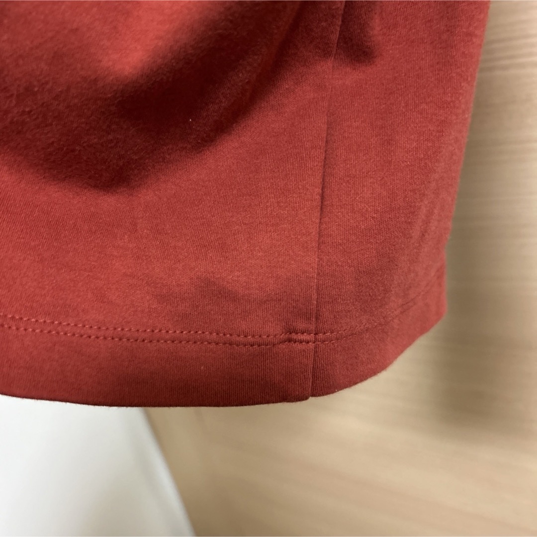UNIQLO(ユニクロ)の【美品】UNIQLO ★ コットンクルーネック長袖Tシャツ　men's Mサイズ メンズのトップス(Tシャツ/カットソー(七分/長袖))の商品写真