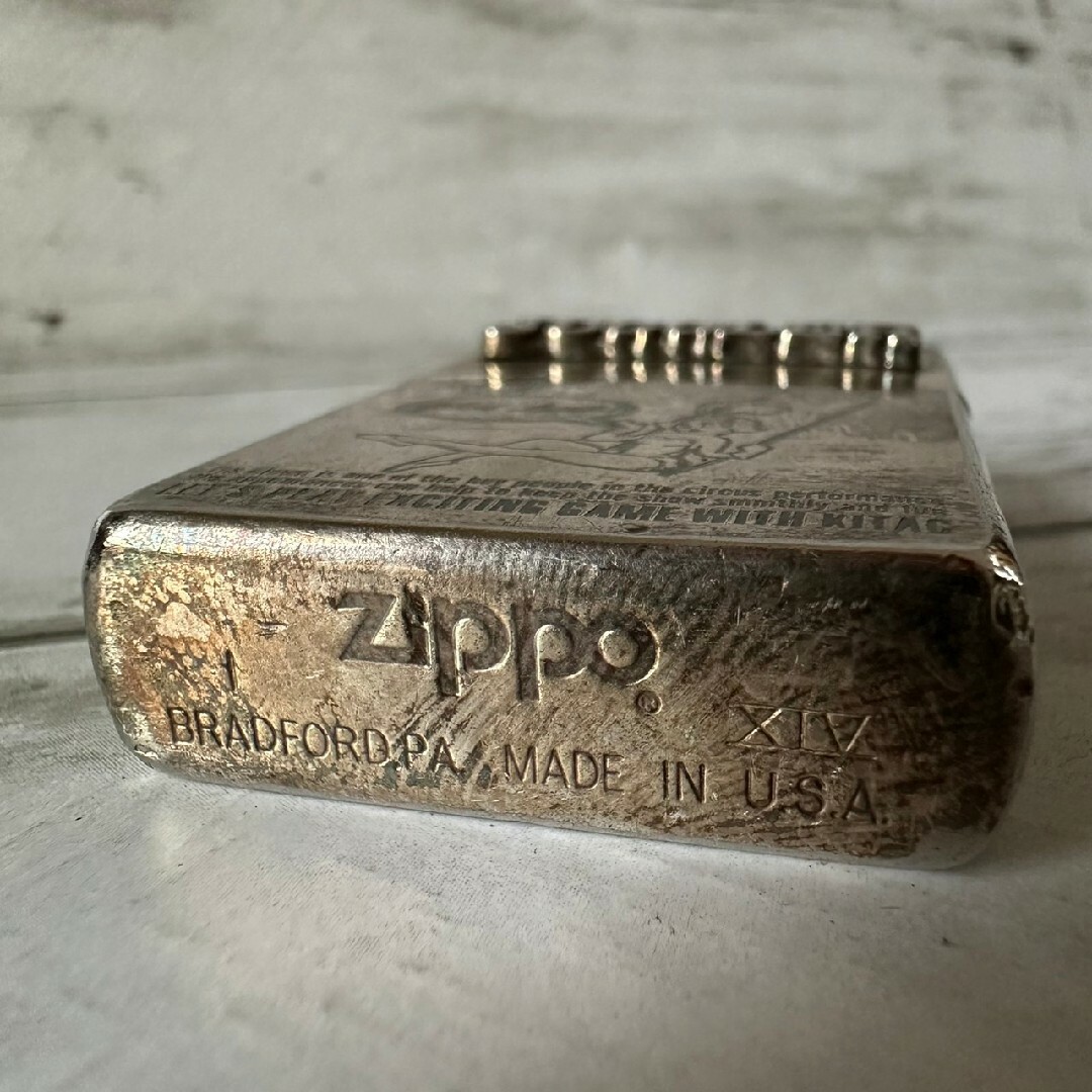ZIPPO(ジッポー)のレア 希少 ジャグラー ガール zippo ジッポー パチスロ スロット メンズのファッション小物(タバコグッズ)の商品写真