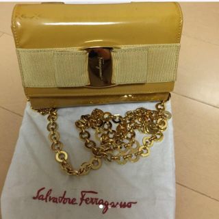 サルヴァトーレフェラガモ(Salvatore Ferragamo)の正規 フェラガモ(ショルダーバッグ)