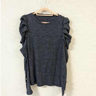 シーイン(SHEIN)のパフスリーブカットソー(カットソー(長袖/七分))