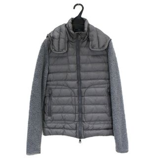 モンクレール(MONCLER)のMONCLER　モンクレール　MAGLIA CARDIGAN　マグリアカーディガン　A2091843500 80930　ダウンジャケット　切替デザイン　グレー　Sサイズ　メンズ　ギフト　プレゼント包装可【中古】松前R56号店(カーディガン)