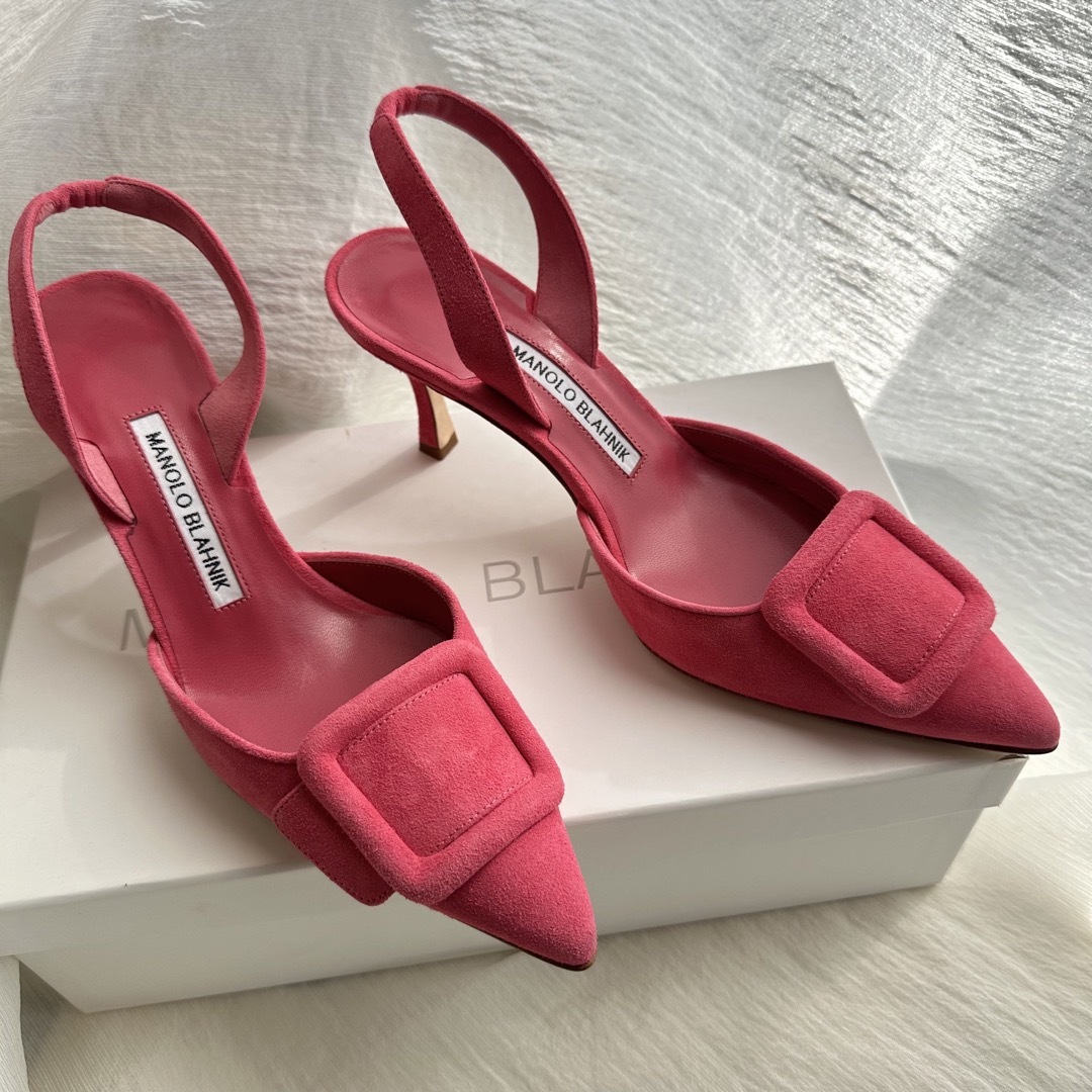 MANOLO BLAHNIK スエードサンダル 36 新品 - 靴