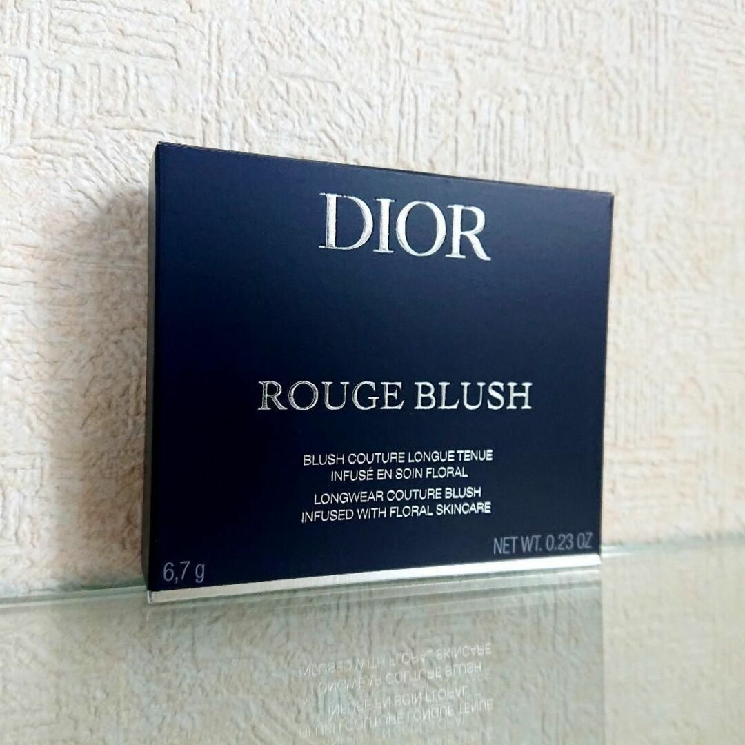 Dior(ディオール)のディオール スキン ルージュ ブラッシュ 212  チュチュ ホログラフィック コスメ/美容のベースメイク/化粧品(チーク)の商品写真