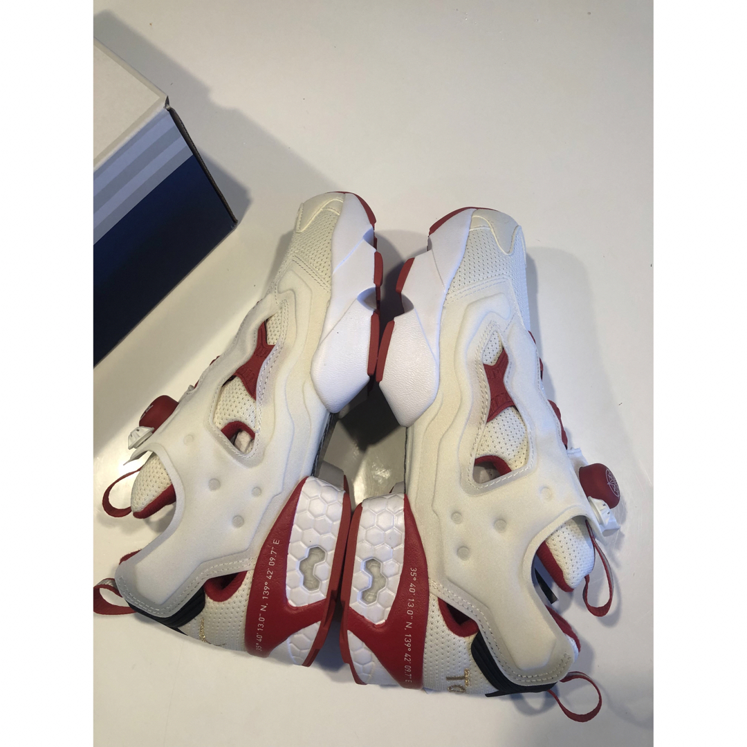 Reebok(リーボック)の【新品】【2020年限定品】Reebok INSTAPUMP FURY OG メンズの靴/シューズ(スニーカー)の商品写真