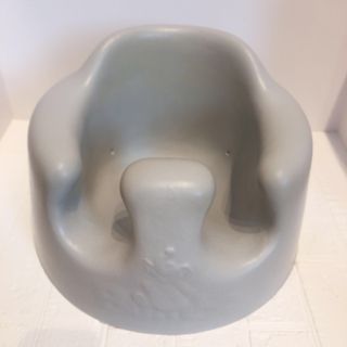 バンボ(Bumbo)のバンボ　Bumbo グレー　ベビーソファ　ベビーチェア(その他)