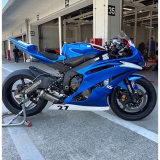 ヤマハ(ヤマハ)のヤマハ 2008 YZF-R6 13S ST600 仕様　書類スペアパーツあり　(車体)