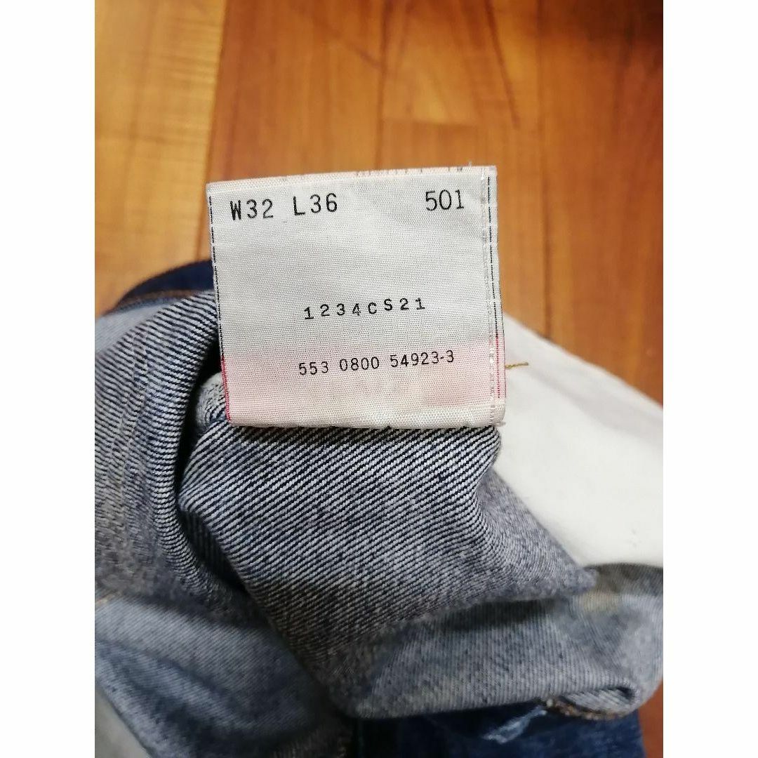 Levi's(リーバイス)の◆Levi's501　2000年製　アメリカ製　縦落ち　ひげ　32インチ メンズのパンツ(デニム/ジーンズ)の商品写真