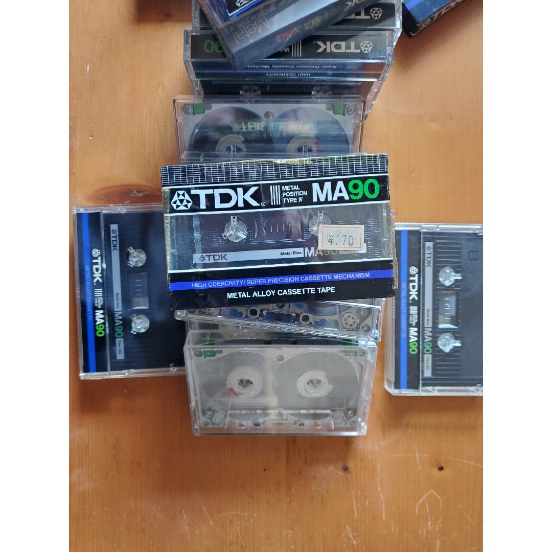TDK(ティーディーケイ)のTDK　17本　カセットテープ　メタル含む スマホ/家電/カメラのオーディオ機器(その他)の商品写真