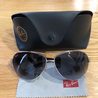 レイバン(Ray-Ban)の【緊急値下げ】Ray・Ban サングラス　ティアドロップ(サングラス/メガネ)