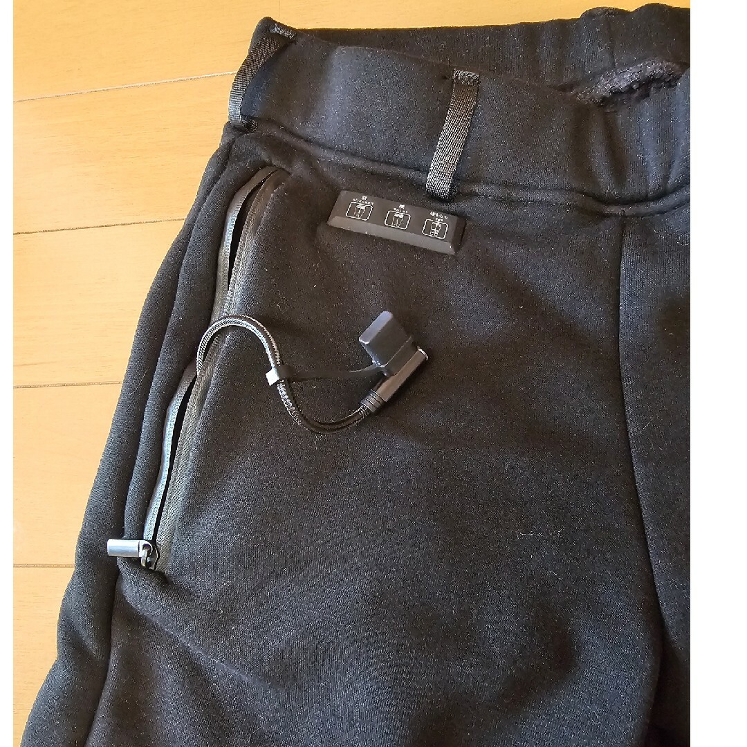 電熱パンツ　未使用　バッテリー付き　SMサイズ　ユニセックス レディースのレッグウェア(レギンス/スパッツ)の商品写真