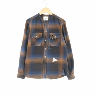 アンドワンダー(and wander)の美品 and wander アンドワンダー 574-2283385 thermonel check collarless shirt サーモネルチェックロングスリーブ シャツ S コットン、ポリエステル 長袖 バンドカラー トップス アウトドア レディース AU2405A77 (その他)