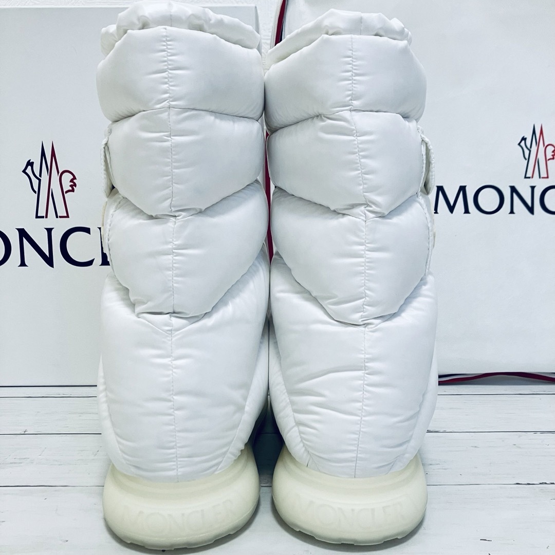 MONCLER - 未使用保管品 モンクレール GAIA POCKET MID MONCLER - 未使用保管品 モンクレール GAIA POCKET MID