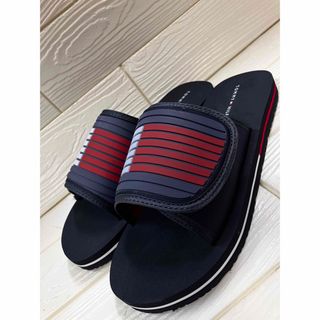 トミーヒルフィガー(TOMMY HILFIGER)の定価6600円・トミーヒルフィガー・サンダル・メンズ・27.5(サンダル)