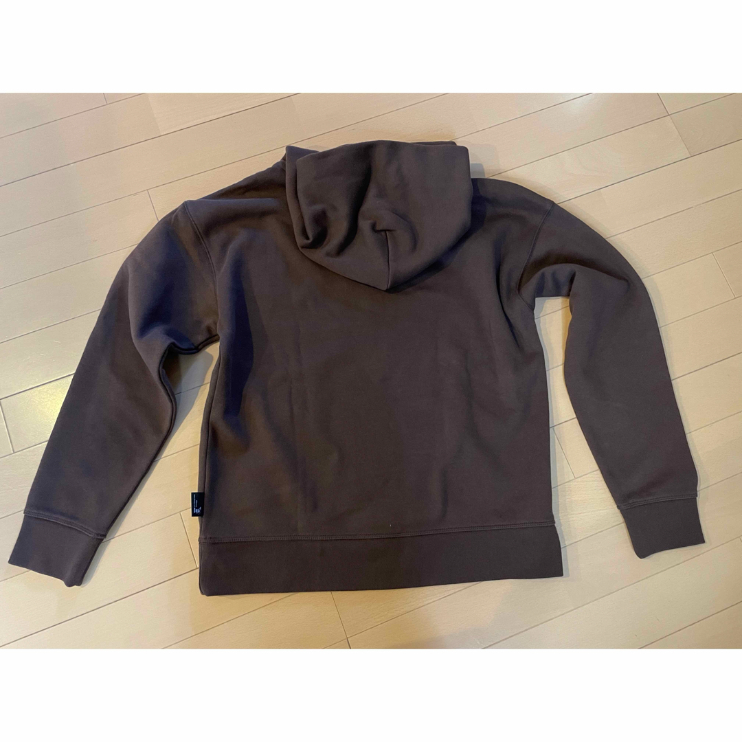 GAP Kids(ギャップキッズ)のGAP KIDS(160㎝)ディズニー裏起毛パーカー キッズ/ベビー/マタニティのキッズ服男の子用(90cm~)(Tシャツ/カットソー)の商品写真