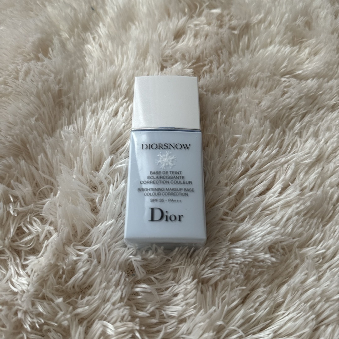 Dior(ディオール)のディオール スノー メイクアップ ベース UV35 ブルー コスメ/美容のベースメイク/化粧品(化粧下地)の商品写真