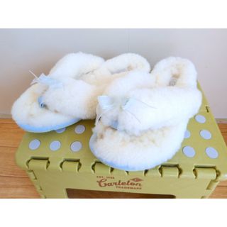 アグ(UGG)の＊UGG＊アグ＊FLUFF FLIP FLOP2＊ムートンサンダル＊リボン＊レア(サンダル)