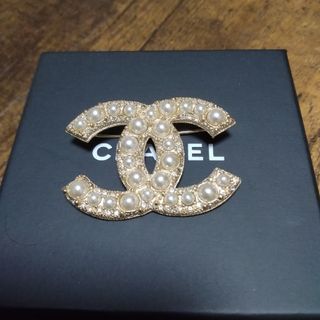 シャネル(CHANEL)のCHANEL　ブローチ(ブローチ/コサージュ)