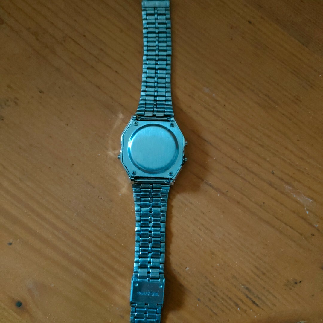 ノンブランドデジタル腕時計 メンズの時計(腕時計(デジタル))の商品写真