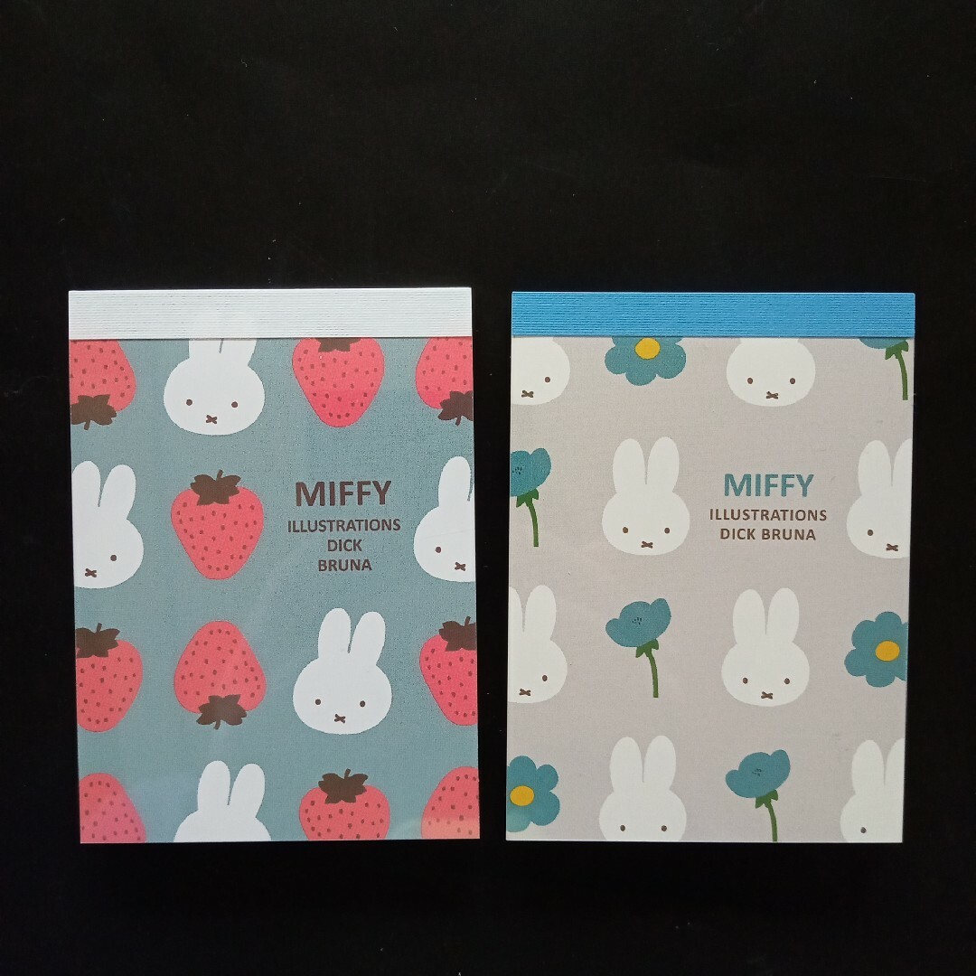 miffy(ミッフィー)の🐰 miffyとSNOOPYのA4クリアファイル、メモパット、６点セット。 インテリア/住まい/日用品の文房具(ノート/メモ帳/ふせん)の商品写真