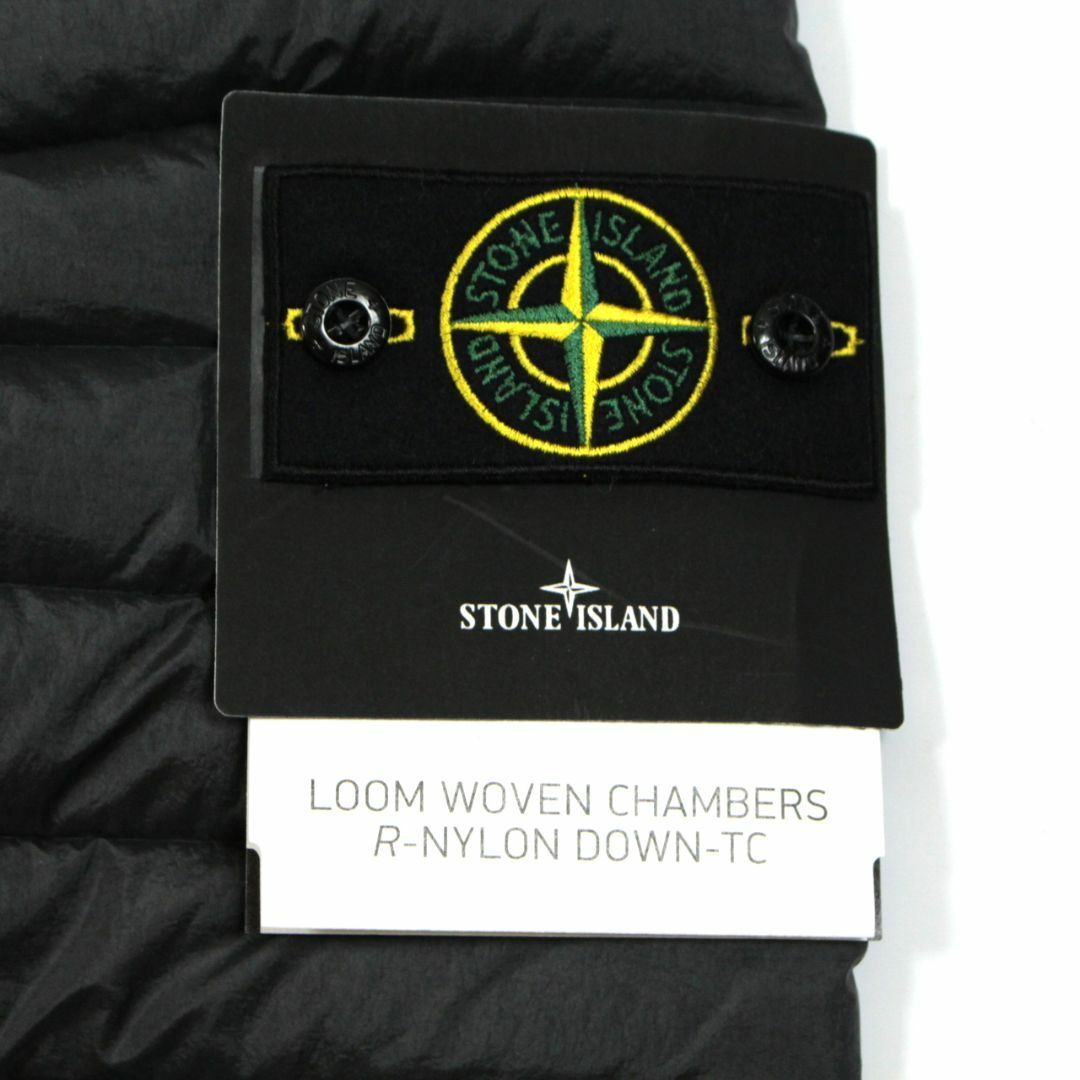 STONE ISLAND(ストーンアイランド)のSTONE ISLAND　パッカブル　ライトダウン　ガーメントダイ　サイズL メンズのジャケット/アウター(ダウンジャケット)の商品写真