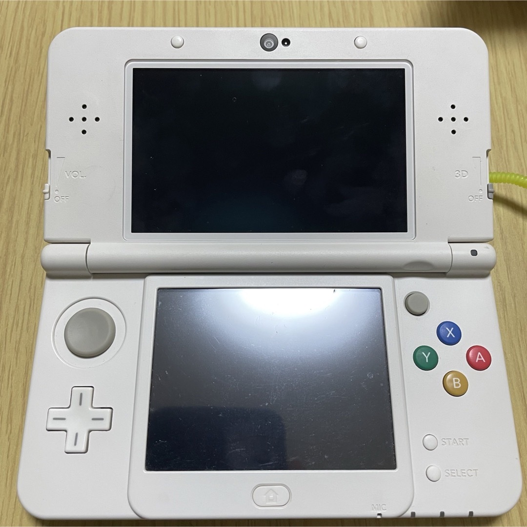 ニンテンドー3DS(ニンテンドー3DS)の【3DS】Nintendo NEW ニンテンドー 3DS ホワイト エンタメ/ホビーのゲームソフト/ゲーム機本体(携帯用ゲーム機本体)の商品写真