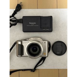 パナソニック(Panasonic)のPanasonic デジタルカメラ　LUMIX DMC-FZ1(コンパクトデジタルカメラ)