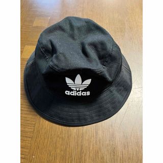 オリジナルス(Originals（adidas）)のアディダス　adidas  バケットハット(帽子)