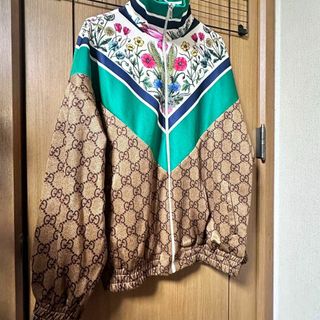 GUCCI(花柄 ・ ジャージ)のフリマアイテム一覧 GUCCI(花柄 ・ ジャージ)のフリマアイテム一覧
