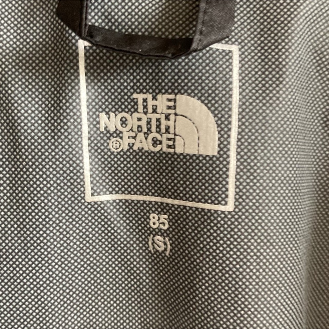 THE NORTH FACE(ザノースフェイス)のノースフェイス　ナイロンジャケット　ナイロンパーカー　ブラック　メンズS メンズのジャケット/アウター(ナイロンジャケット)の商品写真