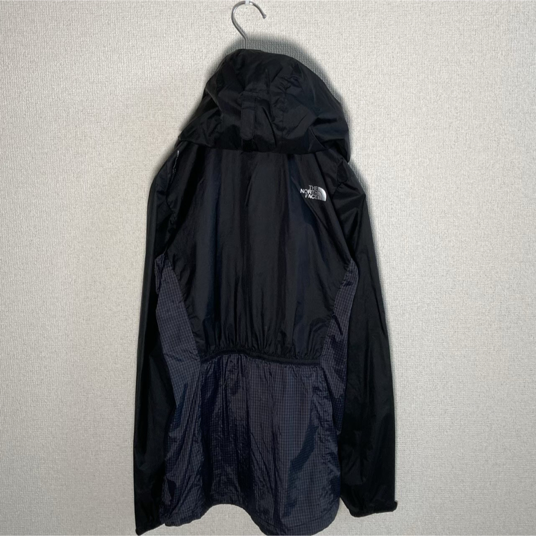 THE NORTH FACE(ザノースフェイス)のノースフェイス　ナイロンジャケット　ナイロンパーカー　ブラック　メンズS メンズのジャケット/アウター(ナイロンジャケット)の商品写真