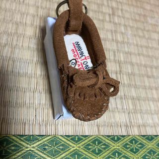 ミネトンカの靴のキーホルダー(キーホルダー)