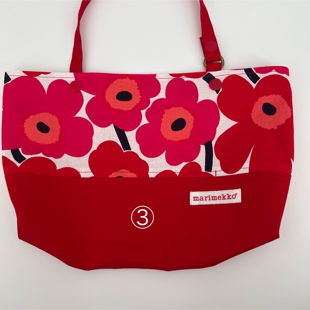 marimekko(マリメッコ)のやっちゃん様専用　ボックスティッシュケース　レッド インテリア/住まい/日用品のインテリア小物(ティッシュボックス)の商品写真