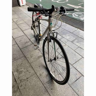 レディースクロスバイク　自転車