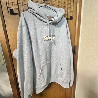 シュプリーム(Supreme)のSupreme 22ss Burberry Box Logo Hooded(パーカー)