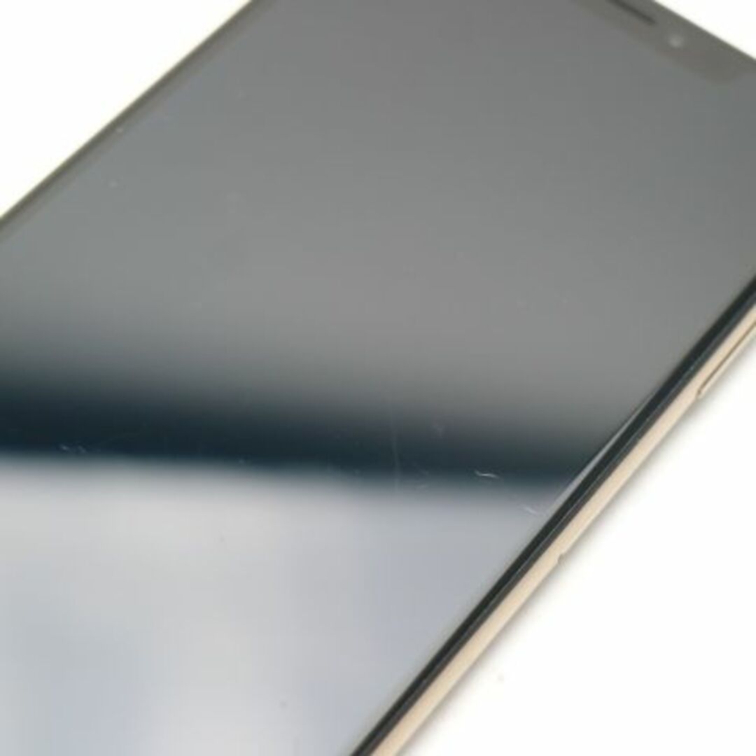 iPhone(アイフォーン)のSIMフリー iPhoneXS MAX 512GB ゴールド 本体  M222 スマホ/家電/カメラのスマートフォン/携帯電話(スマートフォン本体)の商品写真