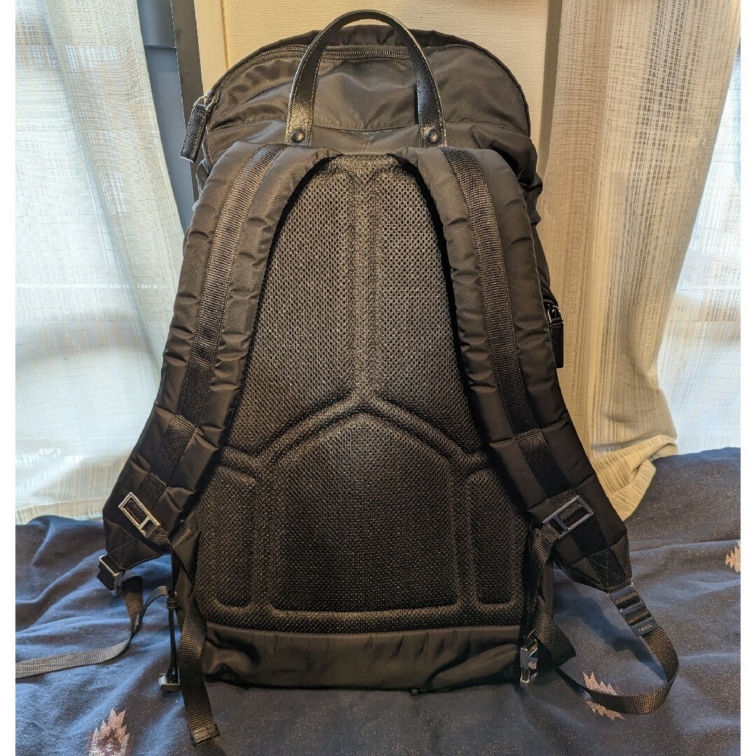 PRADA(プラダ)の【シビビーン様専用】PRADA バックパック ナイロン 2VZ090 ブラック メンズのバッグ(バッグパック/リュック)の商品写真