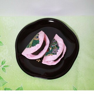 春の和菓子・桜餅（菓子皿付き）(インテリア雑貨)