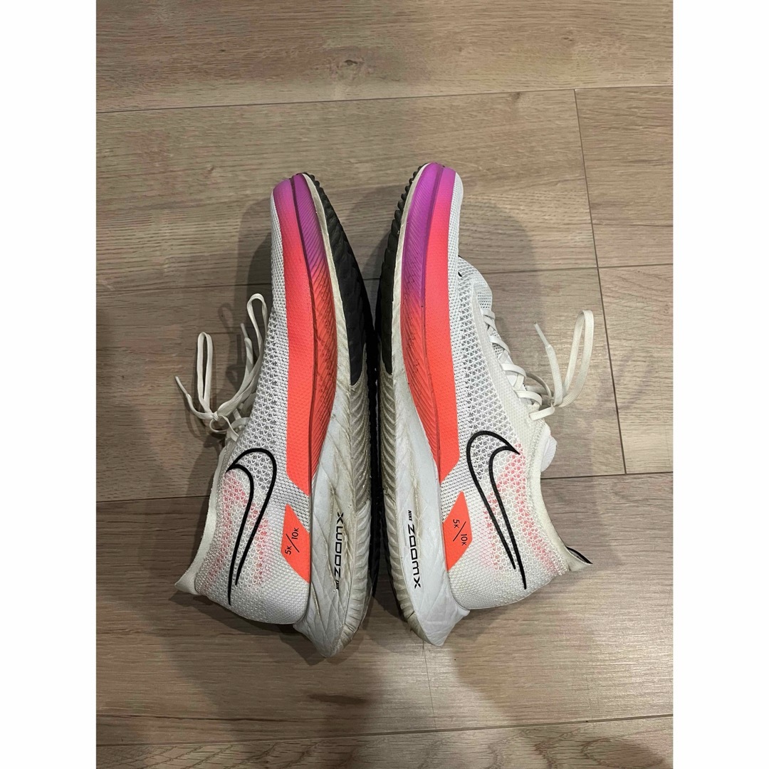 NIKE(ナイキ)のNIKEナイキ ストリークフライ 27.5センチ 中古 スポーツ/アウトドアのスポーツ/アウトドア その他(陸上競技)の商品写真