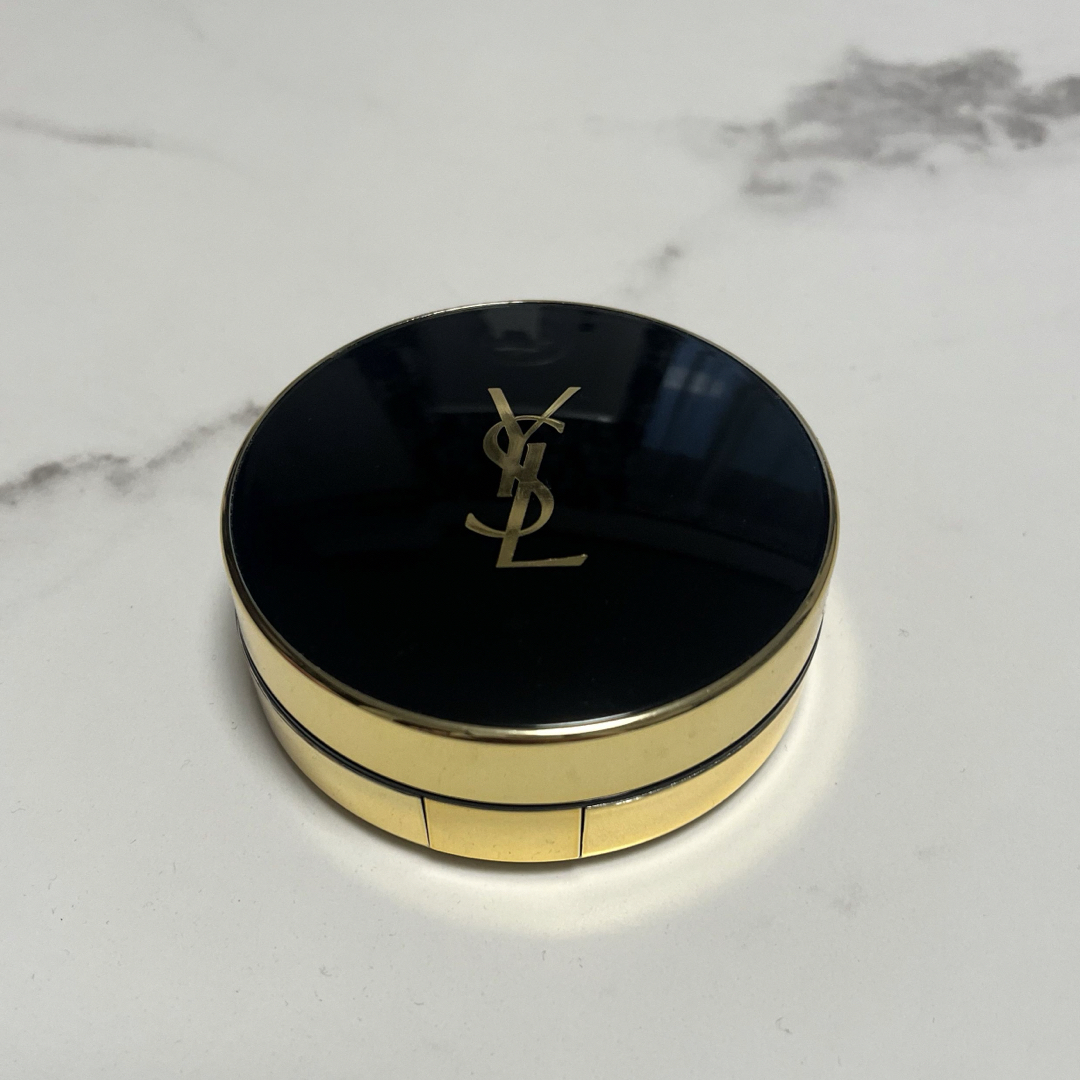 Yves Saint Laurent(イヴサンローラン)のイブサンローラン ★ クッションファンデケース コスメ/美容のベースメイク/化粧品(ファンデーション)の商品写真