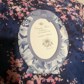 ローラアシュレイ(LAURA ASHLEY)のローラ・アシュレイLaura Ashleyコーティングされた布枠額(置物)