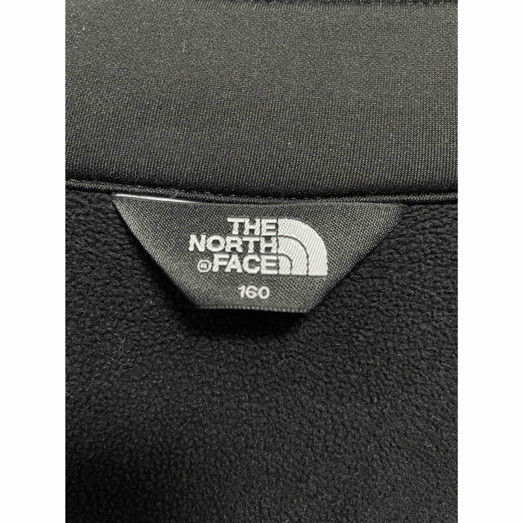 THE NORTH FACE(ザノースフェイス)の【最安値】ノースフェイス⭐︎トラックジャケット⭐︎フリース⭐︎ブラック キッズ/ベビー/マタニティのキッズ服男の子用(90cm~)(ジャケット/上着)の商品写真